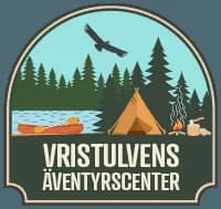 Välkommen till en magisk plats på Vristulvens Äventyrscenter! i Västsveriges fridfull omgivningar!

Välkommen till Vristulvens Äventyrscenter, där din dröm om en verkligt avkopplande semester blir verklighet. Upptäck denna fridfull plats i Mariestad, omgiven av spegelblanka sjöytor och blått vatten, lummiga skogspartier och doftande granskog.

Här väntar naturvandring och utforskande trekking genom varierad terräng, naturens skönhet genom kamerans lins och fotografiexpeditioner och moderna faciliteter som omfattande service. Perfekt för Äventyrsälskare, naturentusiaster, par och familjer som söker autentisk vildmarksupplevelse med komfort.

Så varför tveka? Vristulvens Äventyrscenter väntar på att välkomna dig till en oförglömlig upplevelse.