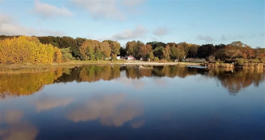 Upptäck glamping vid havet på Tredenborgs Camping i Sölvesborg, Blekinge. Njut av lyxiga tält, sandstrand, badbrygga & aktiviteter. Boka din unika vistelse!