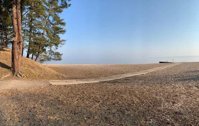 Upplev naturnära glamping vid Vättern på Habo Camping! Familjevänligt med strand, äventyr & bekvämt boende nära Jönköping. Boka din unika vistelse!